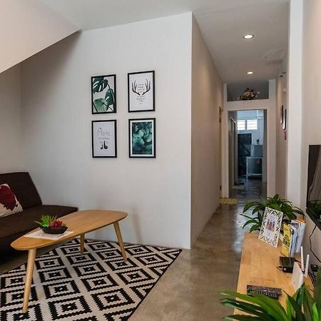 Villa New Granny Cozy House Georgetown 2-6Pax Exterior foto